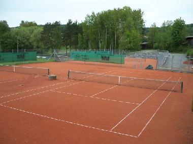 Tennisanlage unterhalb Feriendorf