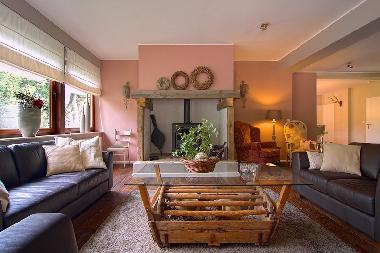 Villa in Schutzbach (Westerwald) oder Ferienwohnung oder Ferienhaus