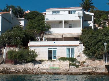 Villa in Komarna (Dubrovacko-Neretvanska) oder Ferienwohnung oder Ferienhaus