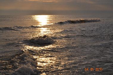 Sonnenaufgang auf der Seeseite