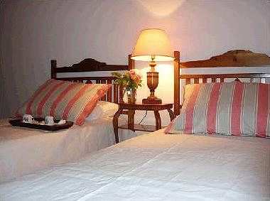 Ferienhaus in Pula (Perd� � Sali) (Cagliari) oder Ferienwohnung oder Ferienhaus