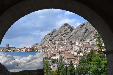 Pietrapertosa. FLUG DES ANGEL von 29. APRIL