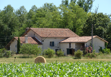 Ferienhaus in Aubeterre-sur-Dronne (Charente) oder Ferienwohnung oder Ferienhaus