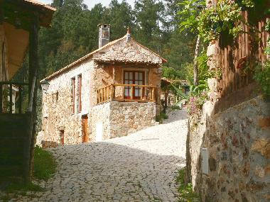 eines der bekannten Schieferd�rfer