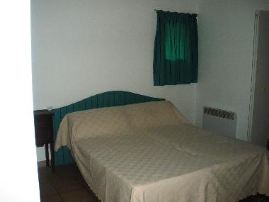 Ferienwohnung in MORIERES LES AVIGNON (Vaucluse) oder Ferienwohnung oder Ferienhaus