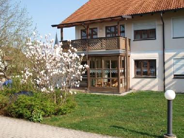 hier die Wohnung mit Wintergarten
