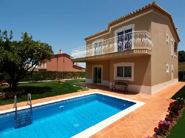 Ferienhaus in Portimao  (Algarve) oder Ferienwohnung oder Ferienhaus