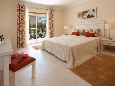 Ferienhaus in Portimao  (Algarve) oder Ferienwohnung oder Ferienhaus