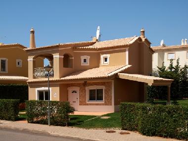 Ferienhaus in Portimao  (Algarve) oder Ferienwohnung oder Ferienhaus