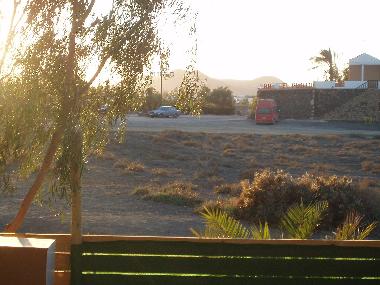 Ausgehen kann man prima in Lajares. Restaurantes, Bars... alles auch zu Fu� / per Rad erreichbar...