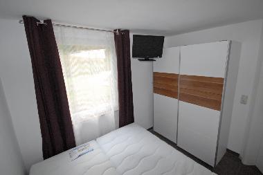 Das Schlafzimmer mit Sat-TV bei uimv.de