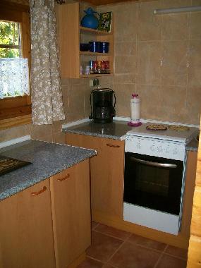 KCHE MIT HERD UND OFEN