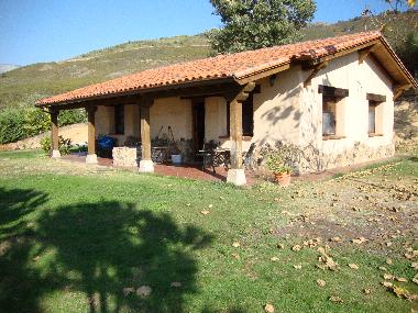 Ferienhaus in CANDELEDA-EL RASO (�vila) oder Ferienwohnung oder Ferienhaus