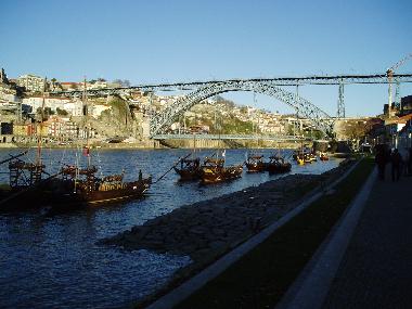 Pension in Gaia- Porto (Norte) oder Ferienwohnung oder Ferienhaus