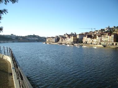 Pension in Gaia- Porto (Norte) oder Ferienwohnung oder Ferienhaus