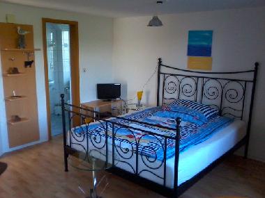 Metallbett in der Kaj�te