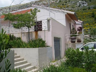 Ferienhaus in Podstrana gornja (Splitsko-Dalmatinska) oder Ferienwohnung oder Ferienhaus