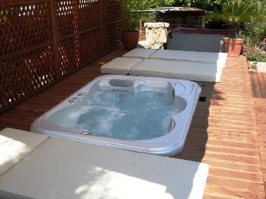 Whirlpool mit Sonnendeck