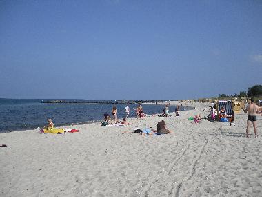 Strand an der Ostsee nur etwa 900 m von der Unterkunft entfernt