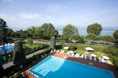 Poolblick vom AURORA Suite