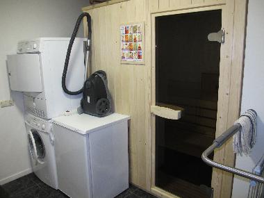 Sauna Waschmaschine Trockner Gefriertruhe