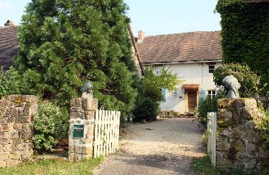 Ferienhaus in Ozolles (Sane-et-Loire) oder Ferienwohnung oder Ferienhaus