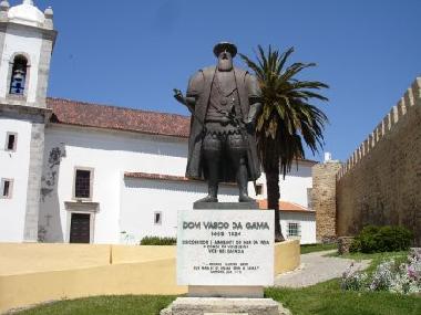 Ferienhaus in Santiago do Cacem (Alentejo Litoral) oder Ferienwohnung oder Ferienhaus