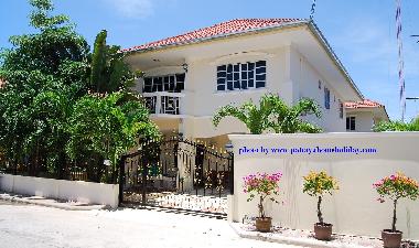Pension in PATTAYA (Chon Buri) oder Ferienwohnung oder Ferienhaus