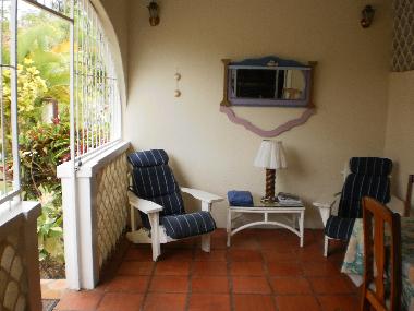 Eingangspatio �berdacht