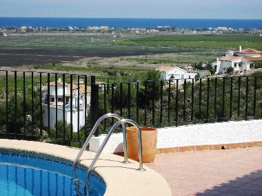 Villa in Monte Pego (Alicante / Alacant) oder Ferienwohnung oder Ferienhaus
