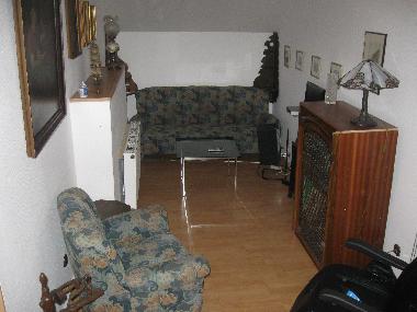 Wohnzimmer mit SAT-TV