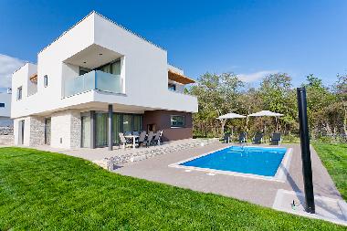 Villa in Karigador (Istarska) oder Ferienwohnung oder Ferienhaus