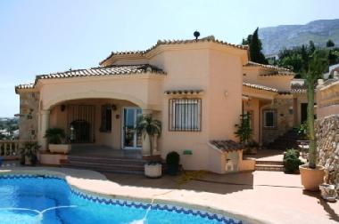 Villa in Denia (Alicante / Alacant) oder Ferienwohnung oder Ferienhaus