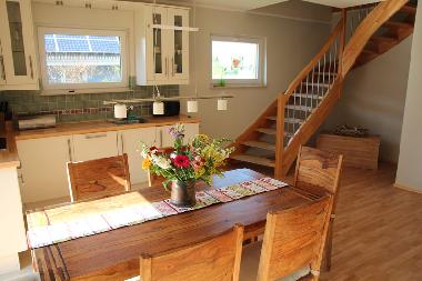 K�chen-/Essbereich - Herd mit Backofen, Geschirrsp�ler, K�hlschrank mit Tiefk�hlfach