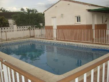 Chalet in Pobla de Vallbona (Valencia / Valncia) oder Ferienwohnung oder Ferienhaus