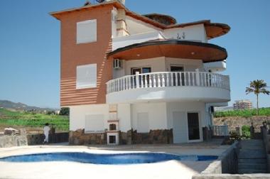 Villa in Mahmutlar, Alanya, Antalya, Turkey    (Antalya) oder Ferienwohnung oder Ferienhaus