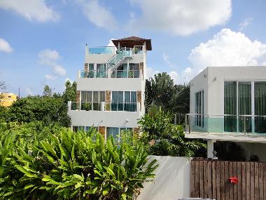 Ferienhaus in Nai Harn (Phuket) oder Ferienwohnung oder Ferienhaus