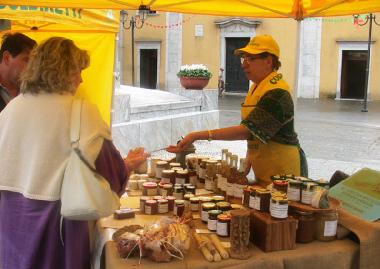 Wochenmarkt jeden Donnerstag in Senigallia