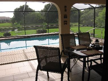 Lanai mit Pool