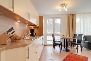 K�chenzeile mit Sp�lmaschine