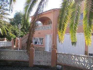 Villa in aLFAS DEL PI (Alicante / Alacant) oder Ferienwohnung oder Ferienhaus