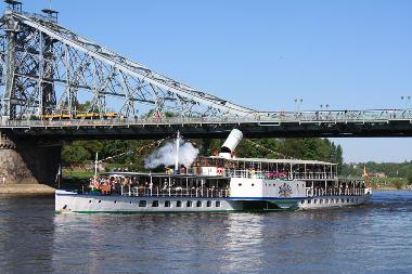 Blaues Wunder in Loschwitz