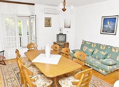 Ferienhaus in Mirca (Splitsko-Dalmatinska) oder Ferienwohnung oder Ferienhaus