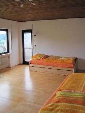 Zwei - Vierbettzimmer