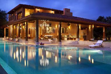 Au�enansicht Haupthaus