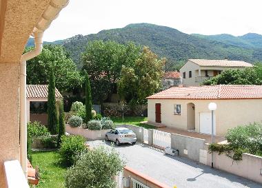 Ein Blick auf Alberes vom Balkon