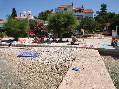 Villa in Petrčane (Zadarska) oder Ferienwohnung oder Ferienhaus