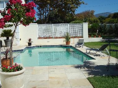 Constantia Cottages - Soalargeheizter Swimming Pool