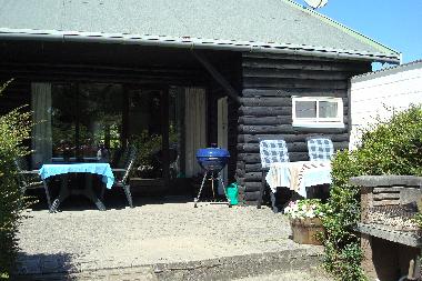 dejlig delvis overd�kket teresse med gril