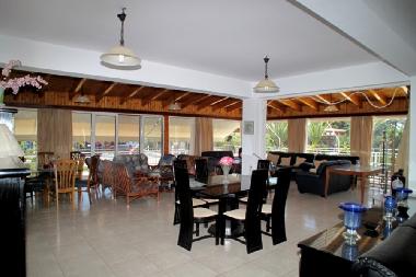 Villa in ANAVISSOS (Attiki) oder Ferienwohnung oder Ferienhaus